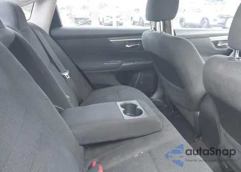 2015 Nissan Altima 2.5 S z USA, uszkodzony, nr VIN 1N4AL3AP5FC164317